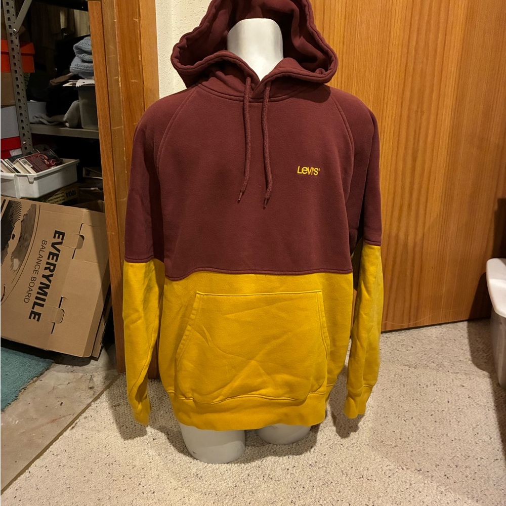 Levi's Men's Hoodie - Maroon and Mustard